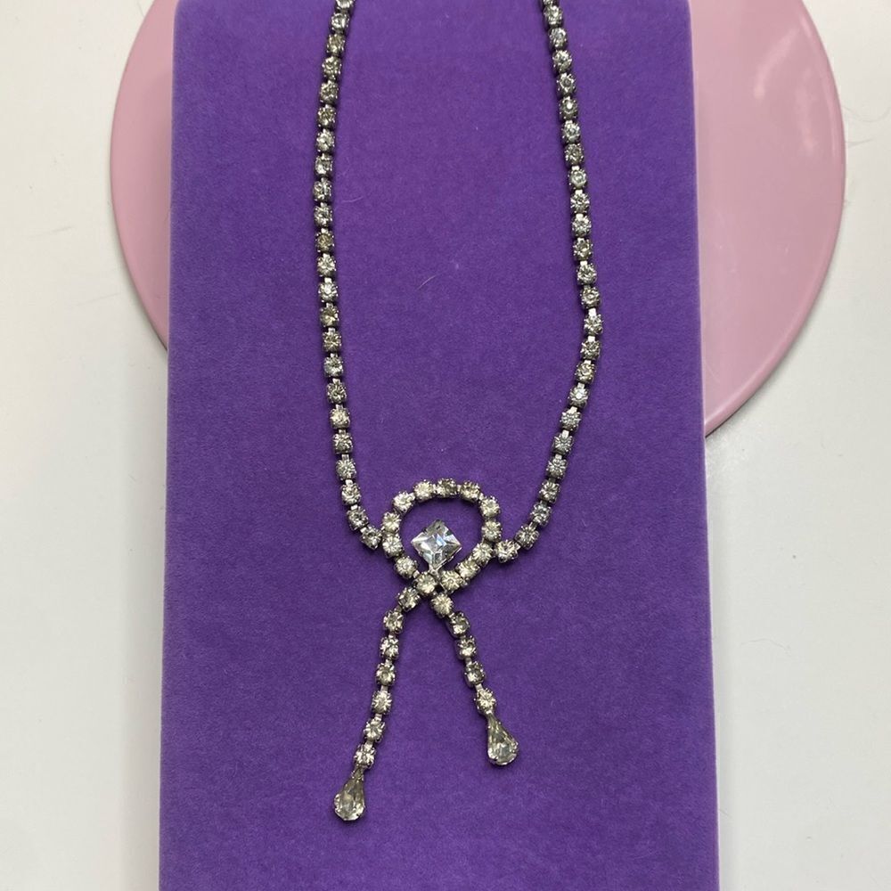 ๐โSilver Plated Art Deco Rhinestone DropโNecklace